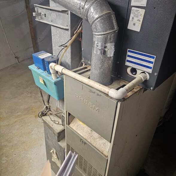 More Photos Of 6401-6405 Belair Rd, Baltimore Storefront Retail Office For Sale