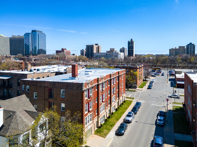 More Photos Of , Chicago Multifamily For Sale