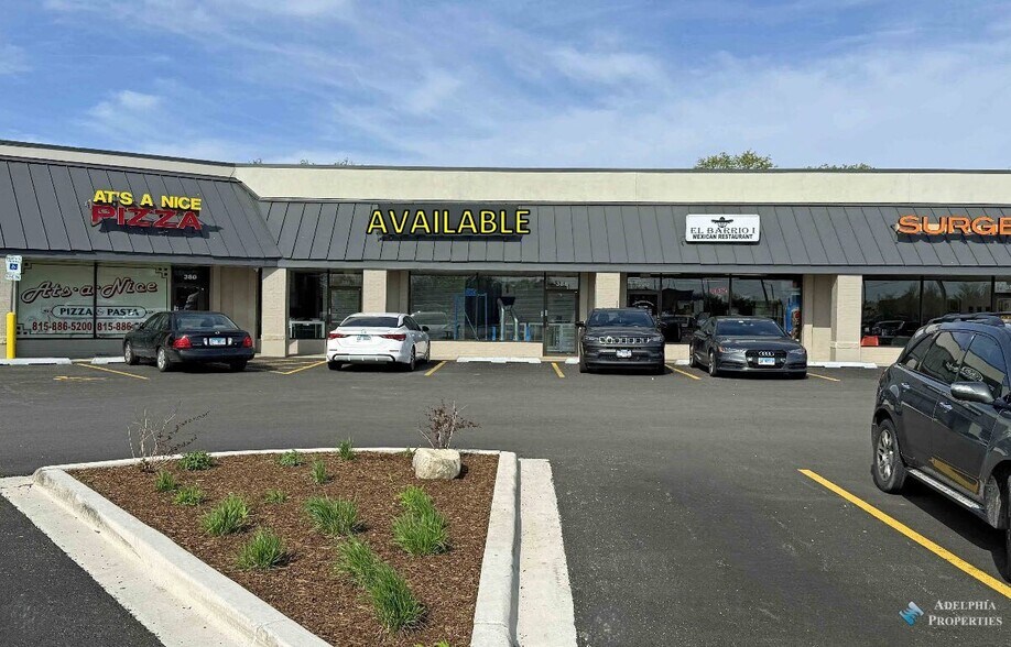 More Photos Of 388 N Independence Blvd, Romeoville General Retail For Lease