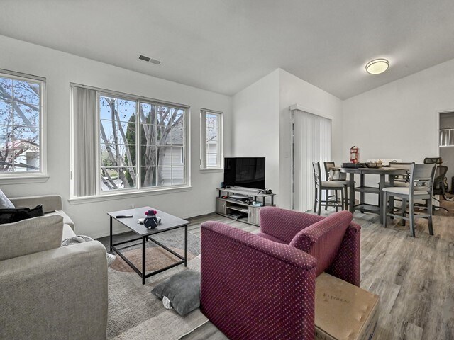 More Photos Of 10673 W Halstead Ln, Boise Specialty For Sale