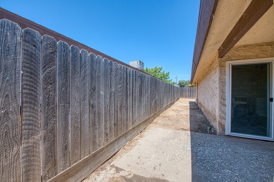 More Photos Of 523 W Mesa Ave, Clovis Apartments For Sale