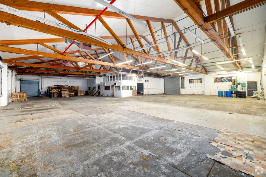 More Photos Of 67 W Queen Ln, Philadelphia Warehouse For Sale