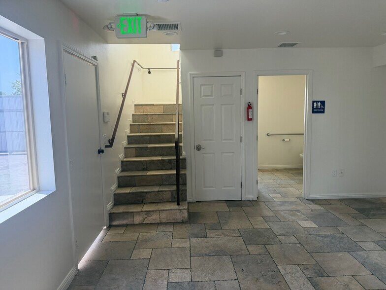 More Photos Of 413 W 131st St, Los Angeles Land For Lease