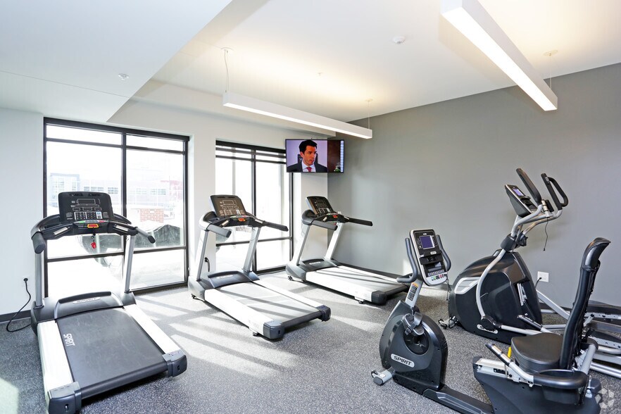 More Photos Of 1415 Cuming St NE, Omaha Apartments For Lease