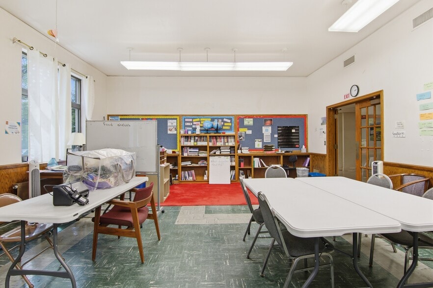 More Photos Of 1115 Greenbrier St, Saint Paul Religious Facility For Sale