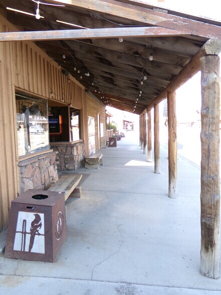 More Photos Of 30 E Pine St, Pinedale Bar For Sale