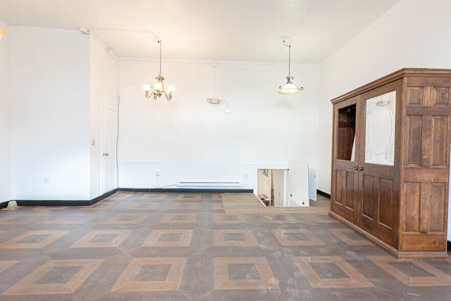 More Photos Of 3935 W Colfax Ave, Denver Storefront For Lease