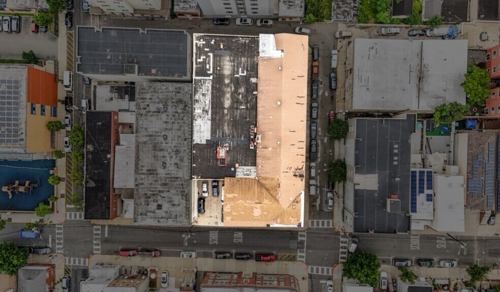 More Photos Of 560 55th St, West New York Manufacturing For Lease