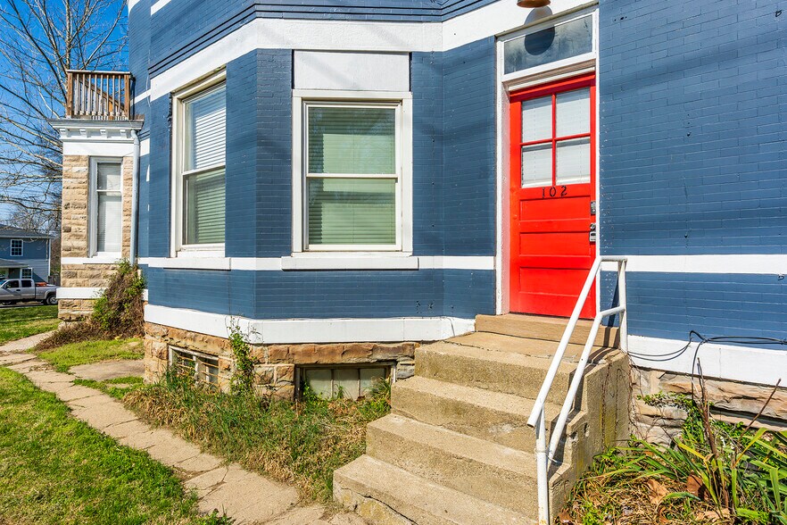 More Photos Of 199 E Loudon Ave, Lexington Office Residential For Sale