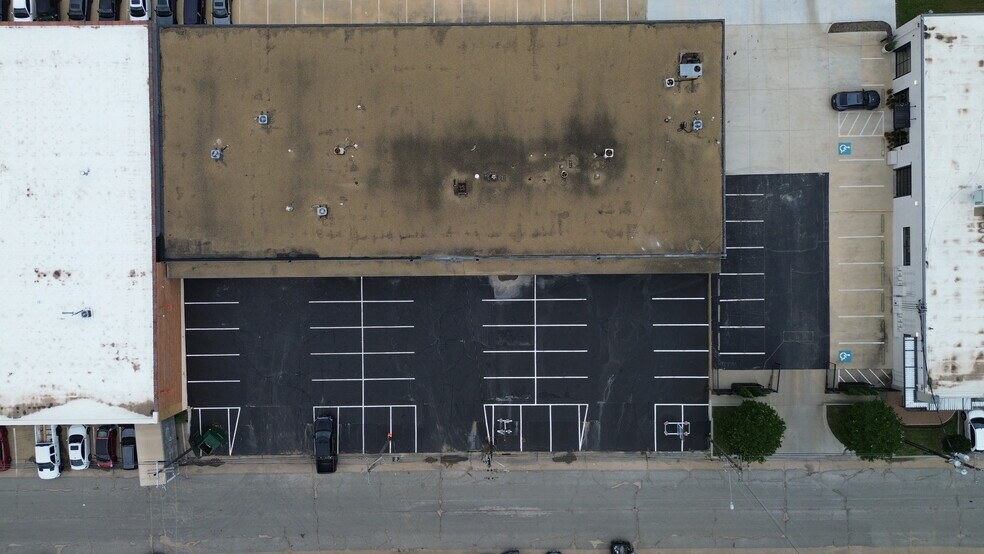 More Photos Of 155-165 Cole St, Dallas Freestanding For Lease