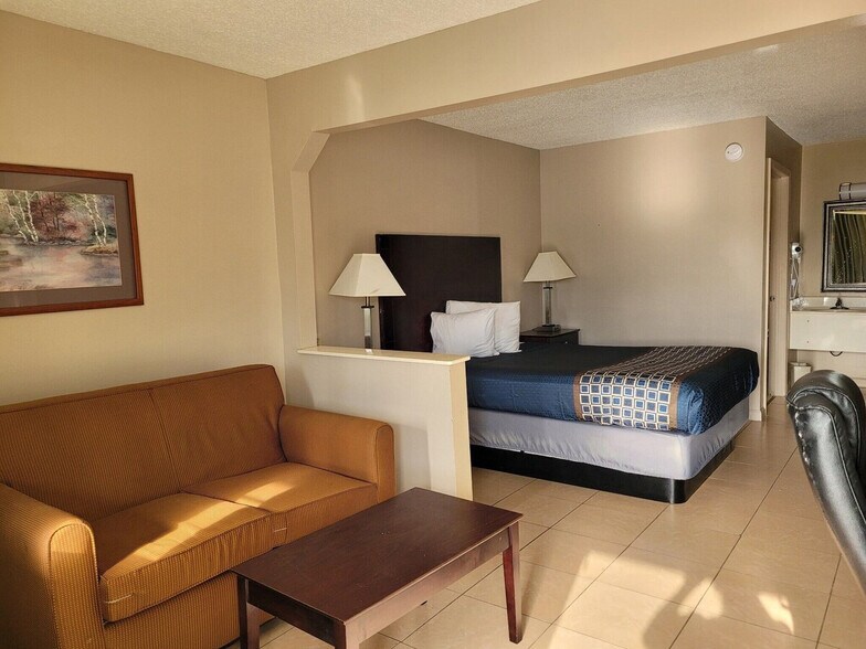 More Photos Of 2605 S Range Ave, Denham Springs Hotel For Sale