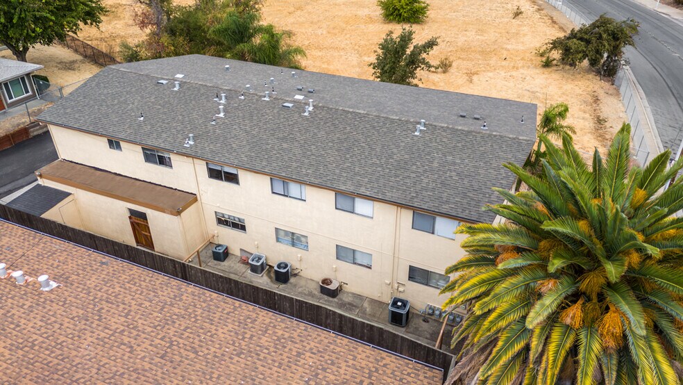 More Photos Of 3609 Fairview Dr, Antioch Apartments For Sale