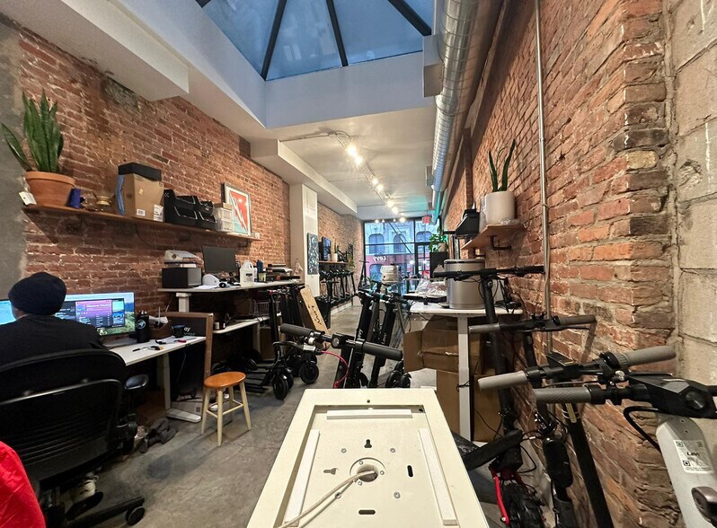 More Photos Of 143 Ludlow St, New York Apartments For Sale