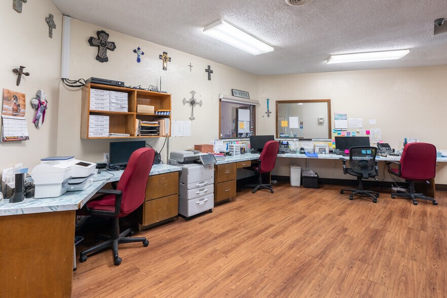 More Photos Of 8506 Wesley St, Greenville Medical For Sale