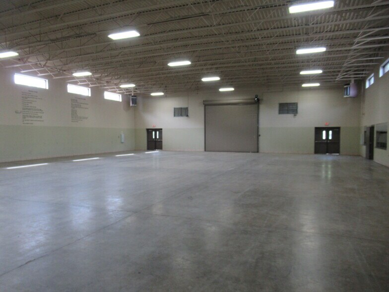 More Photos Of 6525 Highway 22, Dresden Specialty For Sale