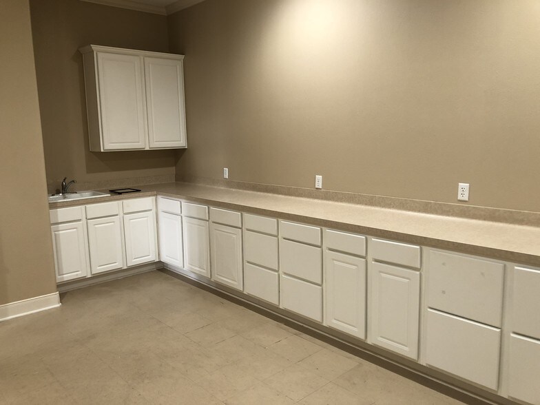 More Photos Of 4501 Cartwright Rd, Missouri City Medical For Sale