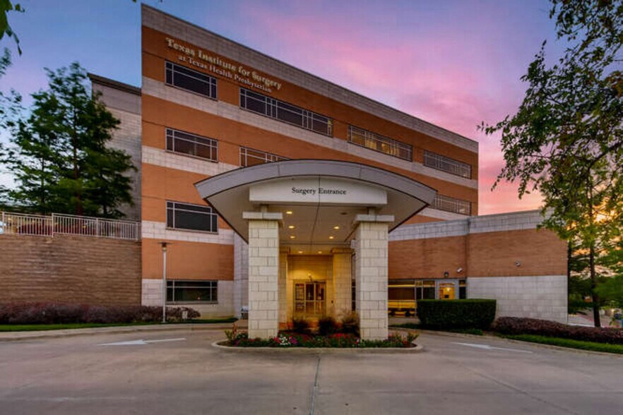 More Photos Of 7115 Greenville Ave, Dallas Medical For Lease