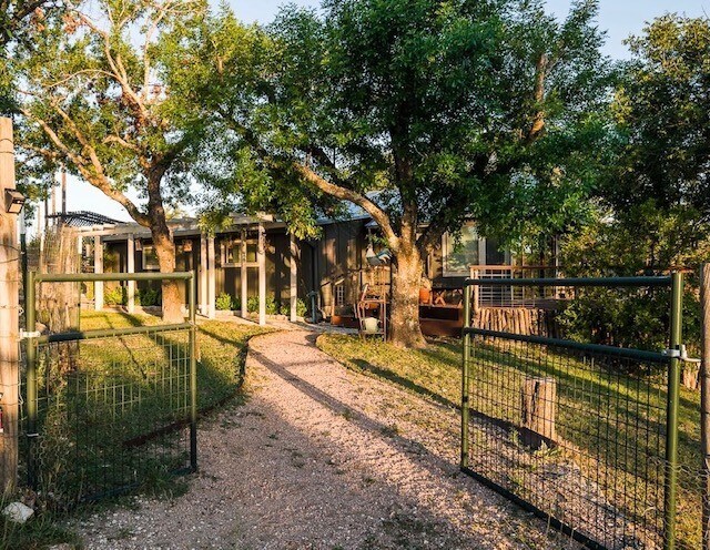 More Photos Of 217 Saddle Wood Trl, Comfort Land For Sale