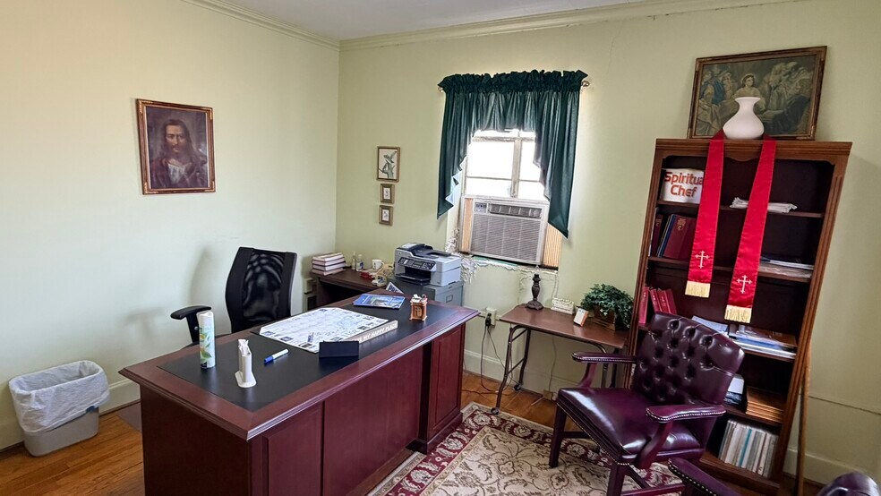 More Photos Of 1135 Bessemer City Rd, Gastonia Specialty For Sale