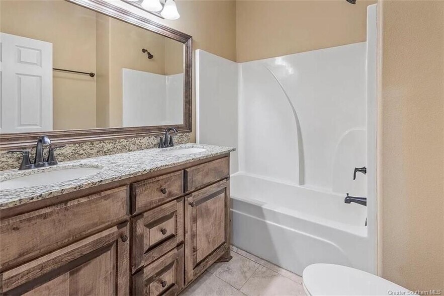 More Photos Of 2703 Enterprise Blvd, Lake Charles Apartments For Sale