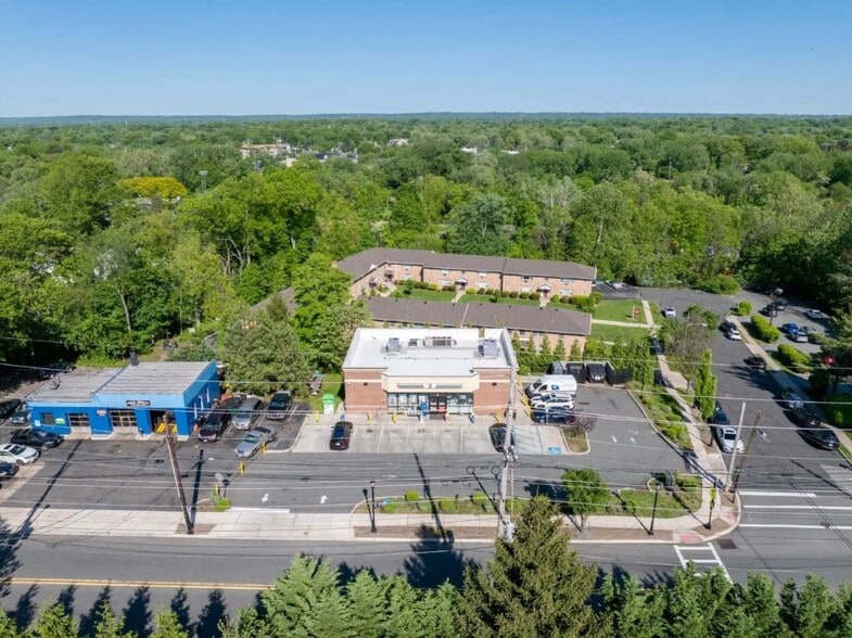 More Photos Of 584 Kinderkamack Rd, River Edge Convenience Store For Sale