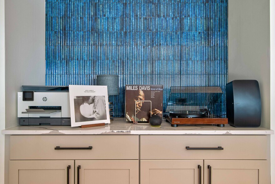 More Photos Of 727 S Dearborn St, Chicago Apartments For Sale