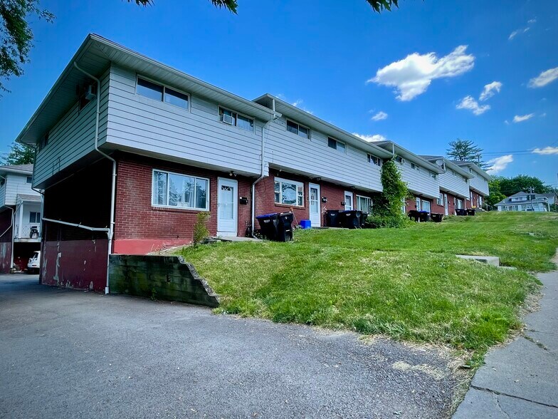 More Photos Of 101 Hooper Rd, Endicott Apartments For Sale