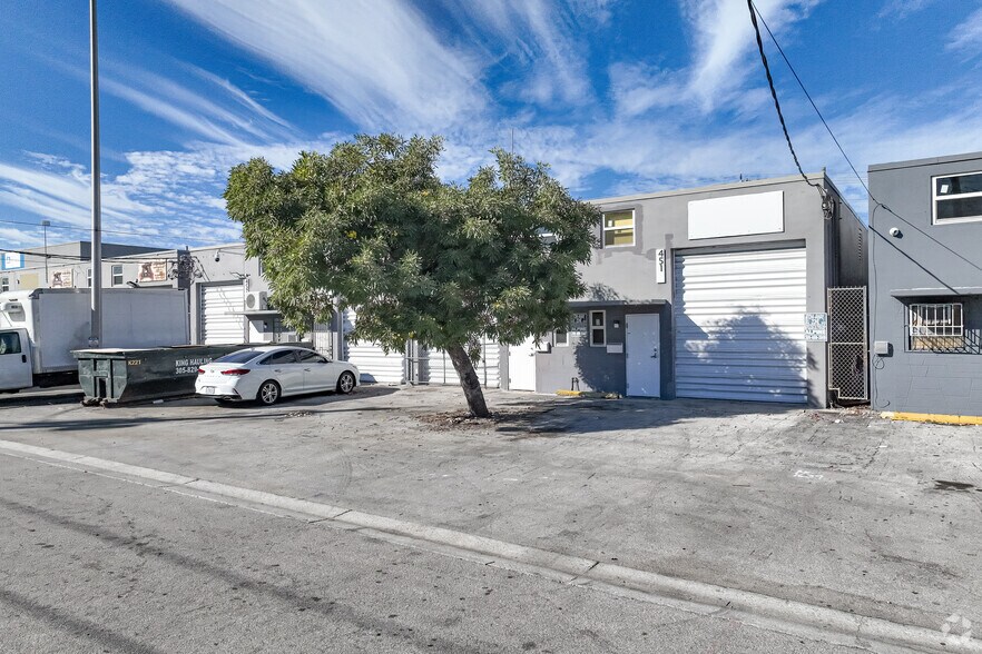 More Photos Of 653 W 27th St, Hialeah Unknown For Lease