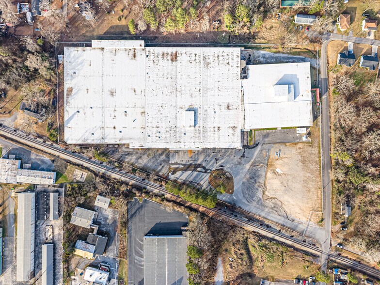 More Photos Of 21 Kirton St, Rome Warehouse For Lease