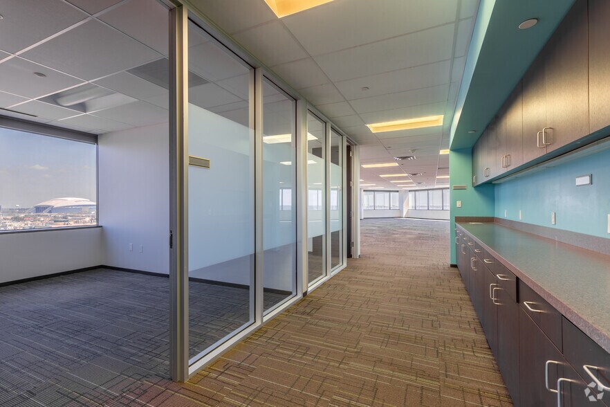 Photo of 8th Floor Ste 800