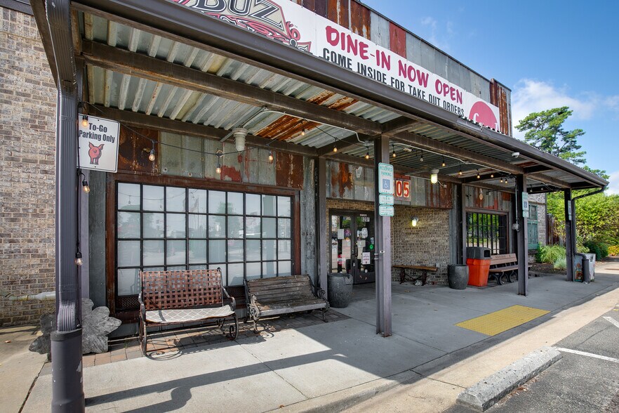 More Photos Of 8205 W Broad St, Richmond Restaurant For Sale