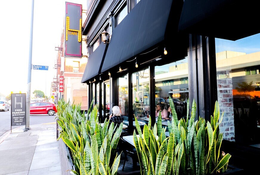 More Photos Of 3206 W 8th St, Los Angeles Hotel For Sale