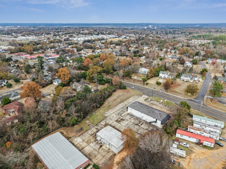 More Photos Of 3321 University Blvd E, Tuscaloosa Warehouse For Sale