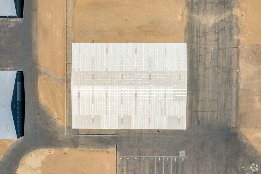 More Photos Of 5220 N 51st Ave, Glendale Unknown For Lease