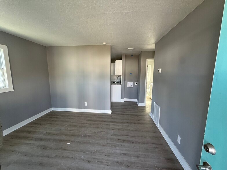 More Photos Of 2232 Alma Ct, Charlotte Apartments For Sale