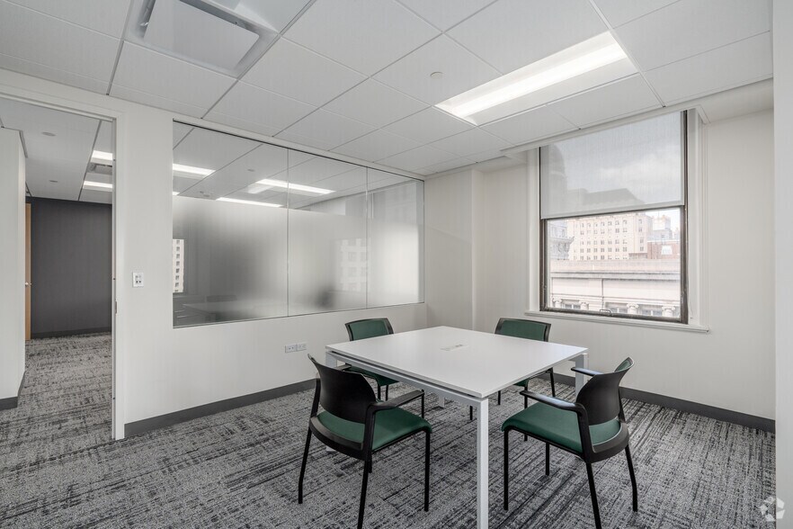 More Photos Of 123 S Broad St, Philadelphia Office For Lease