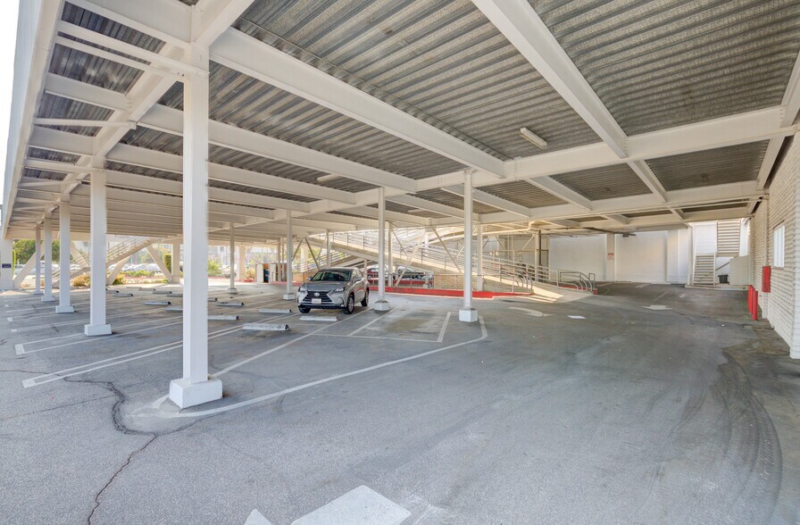 More Photos Of 3440 W Carson St, Torrance Loft Creative Space For Sale