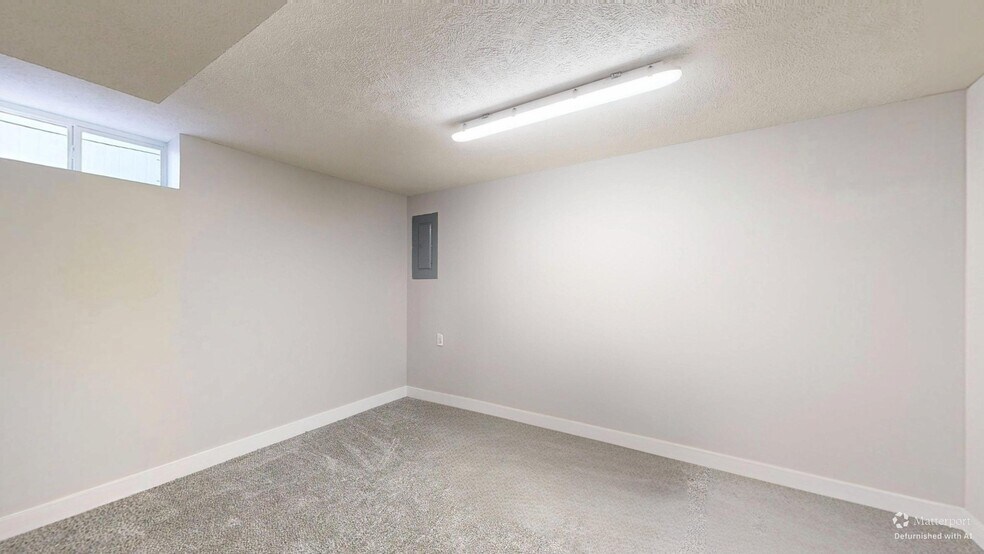More Photos Of 2951 N 70th St, Lincoln Office For Sale