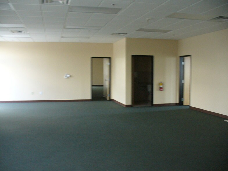 More Photos Of 3920 W Ann Rd, North Las Vegas Office For Lease