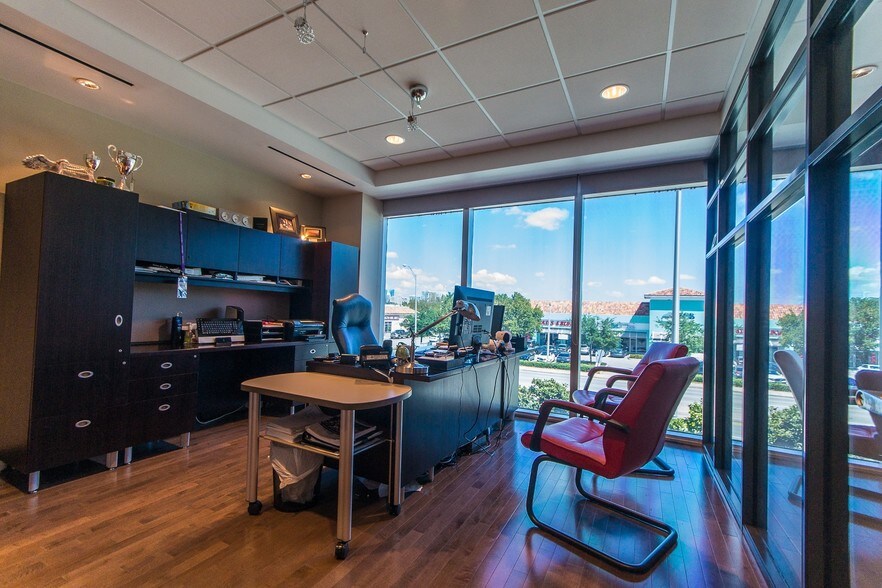 More Photos Of 1510 SE 17th St, Fort Lauderdale Office For Lease