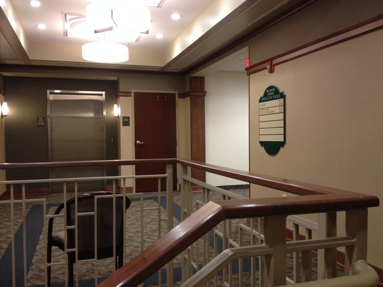 More Photos Of 250 Delaware Ave, Delmar Medical For Lease