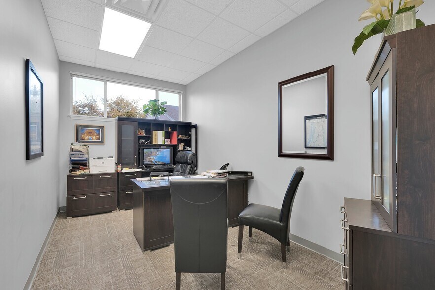 More Photos Of 3400 Kori Rd, Jacksonville Loft Creative Space For Sale