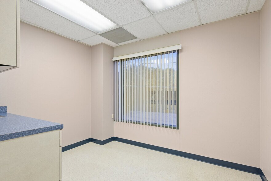 More Photos Of 256 Landis Ave, Chula Vista Medical For Lease