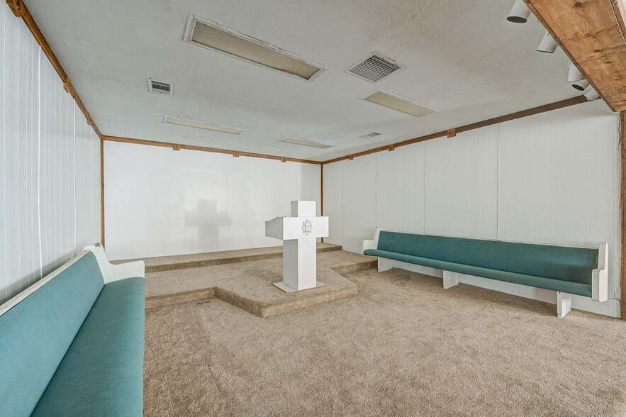 More Photos Of 3922 County Road 353, Brazoria Religious Facility For Sale