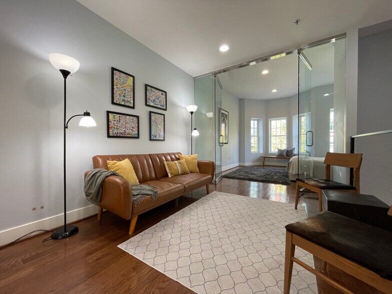 More Photos Of 211 K St Ne, Washington Office Residential For Sale