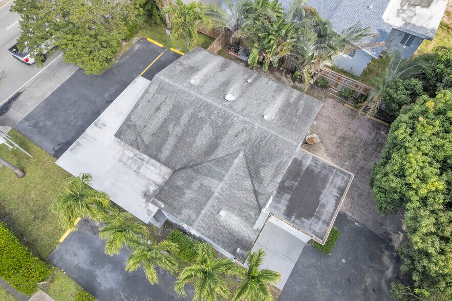 More Photos Of 5820 Sheridan St, Hollywood Office For Lease