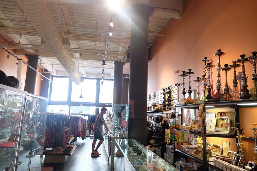 More Photos Of 1300 Washington Ave, Saint Louis Storefront For Sale