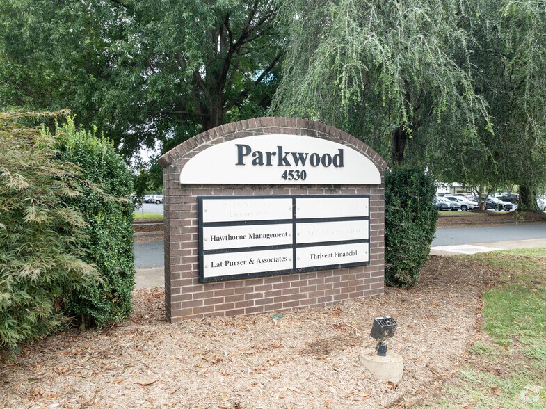 More Photos Of 4530 Park Rd, Charlotte Office For Lease