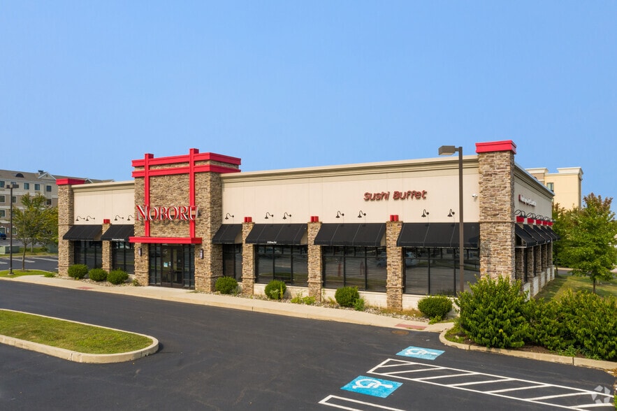 More Photos Of 117 Garden Golf Blvd, North Wales Restaurant For Lease