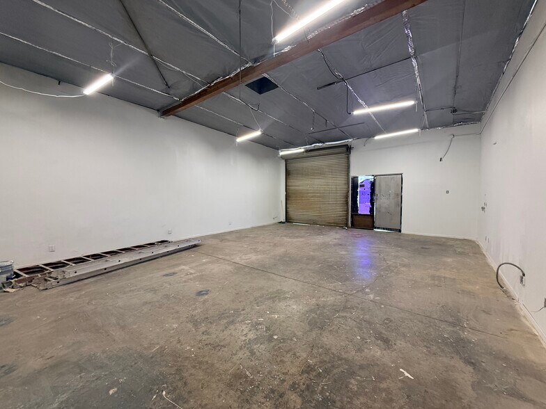 More Photos Of 3800 Niles St, Bakersfield General Retail For Lease